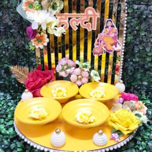 decorative elegent hamper