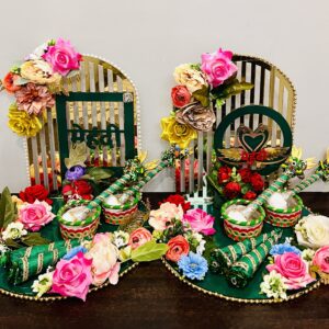 decorative elegent hamper